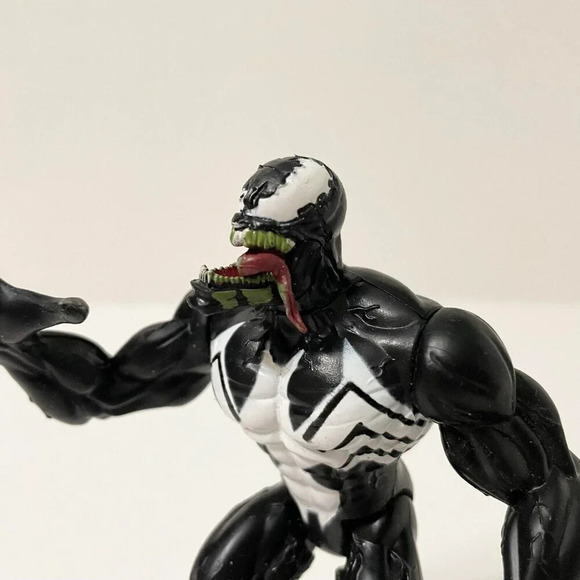 Vtg 1997 Marvel Spiderman Venom Action Figure ToyBiz Toy - Picture 4 of 16
